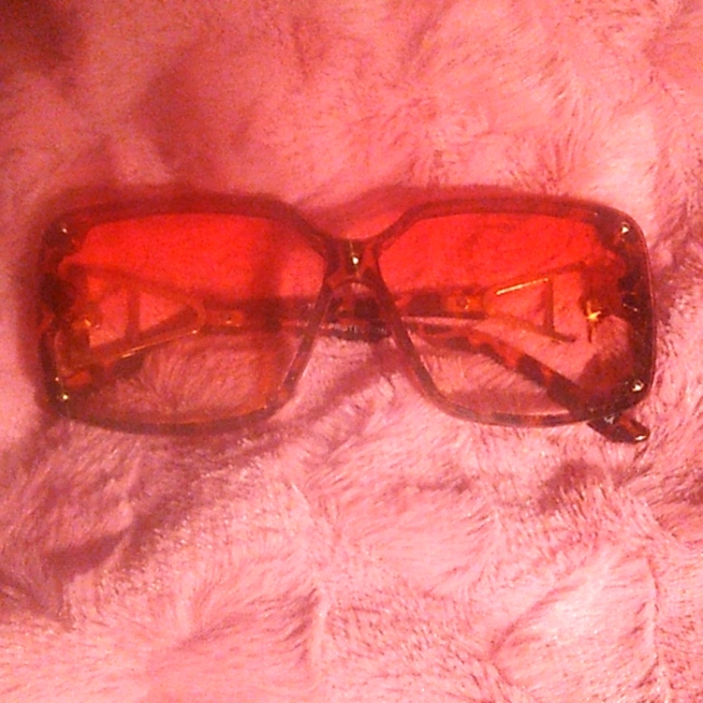 LARGE SQUARE SUNGLASSES